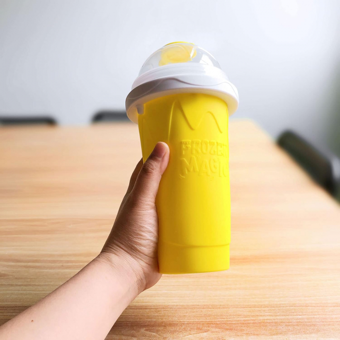 Pahar pentru Facut Slushy, MilkShake si Suc Inghetat - Galben [9]