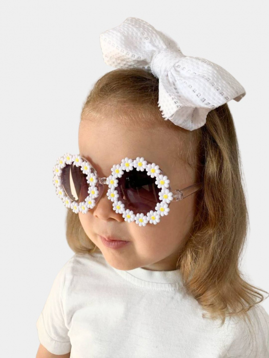Set Ochelari de Soare pentru Fetite, Model Floricele Vesele, Marime Universala - Alb [2]