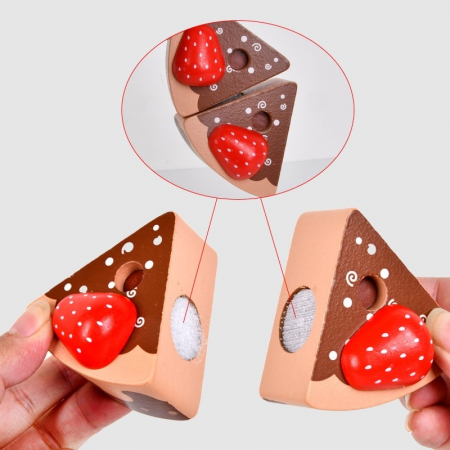 Tort Aniversar din Lemn cu Accesorii in Cutie - Montessori [1]
