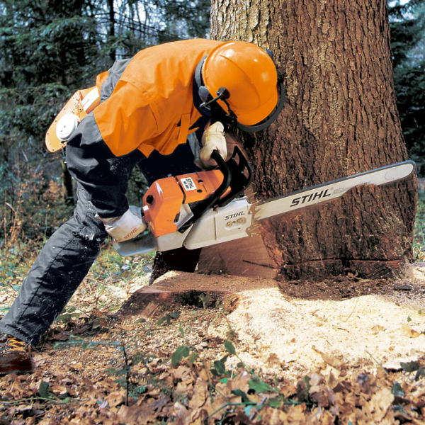 Motofierastrau cu motor pe benzina (drujba) Stihl MS 880 8.7 CP, 10 kg [3]