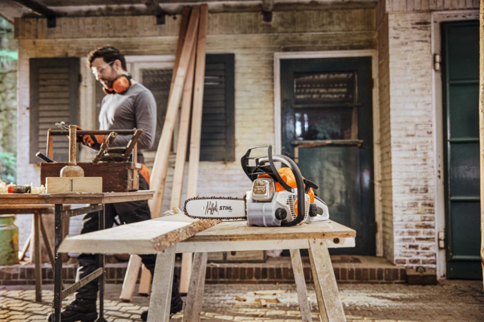 STIHL MS 162 C-BE Motoferăstrău pe benzina (drujba) de 1.2 kW/1.6 CP [3]