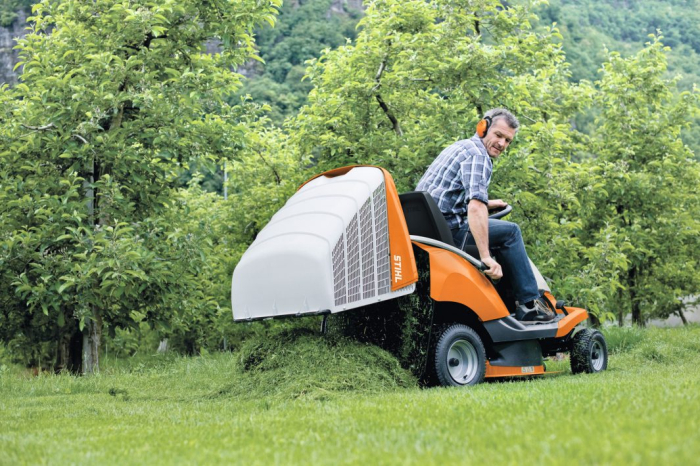 STIHL RT 4082 Tractoraş de tuns iarba pe benzină [5]