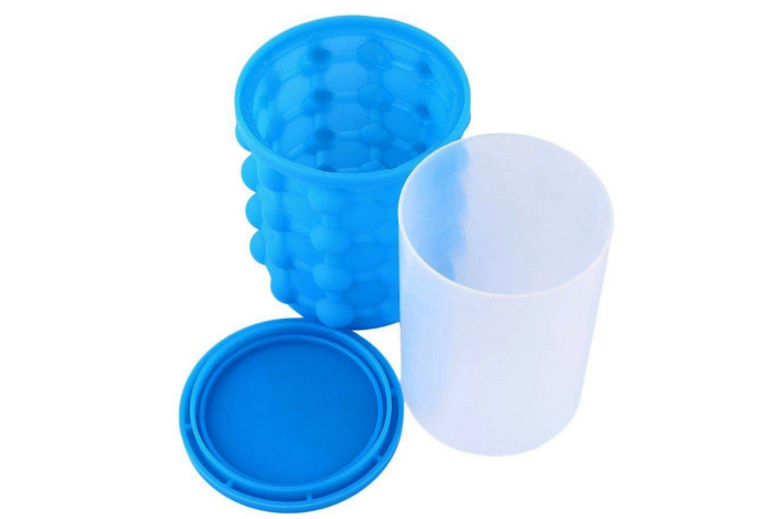 Frapiera si forma pentru cuburi de gheata, din silicon [3]