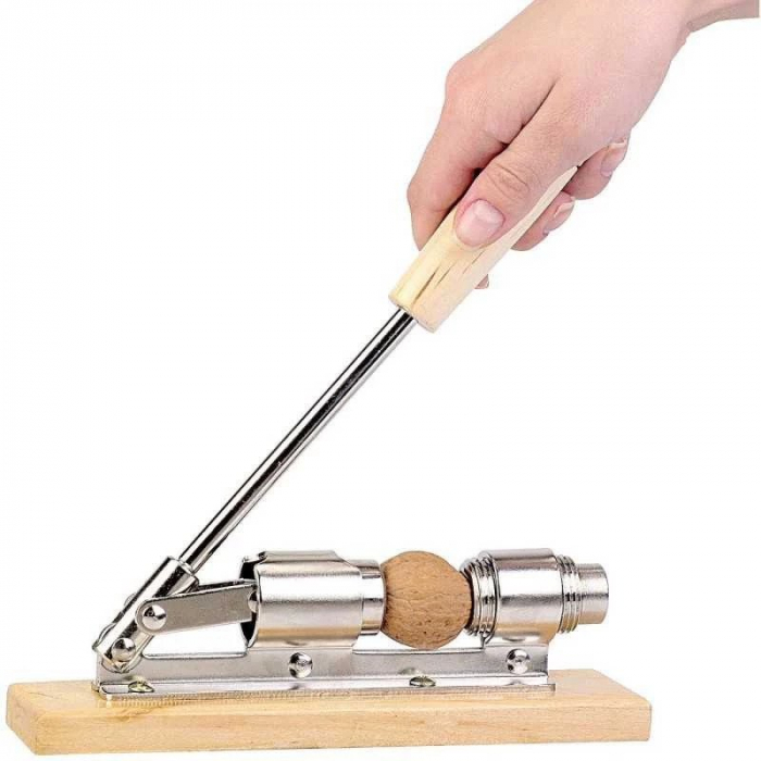 Spargator manual pentru nuci,din material otel si lemn [3]