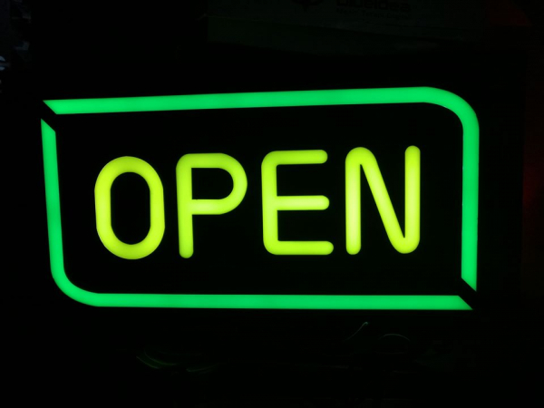 Panou reclama luminoasa pe LED cu mesaj OPEN [3]