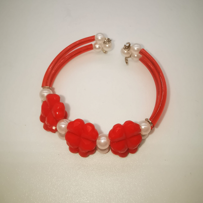 Bratara de martisor pentru fetite, rosu cu alb, in saculet organza, VisionXXI [2]
