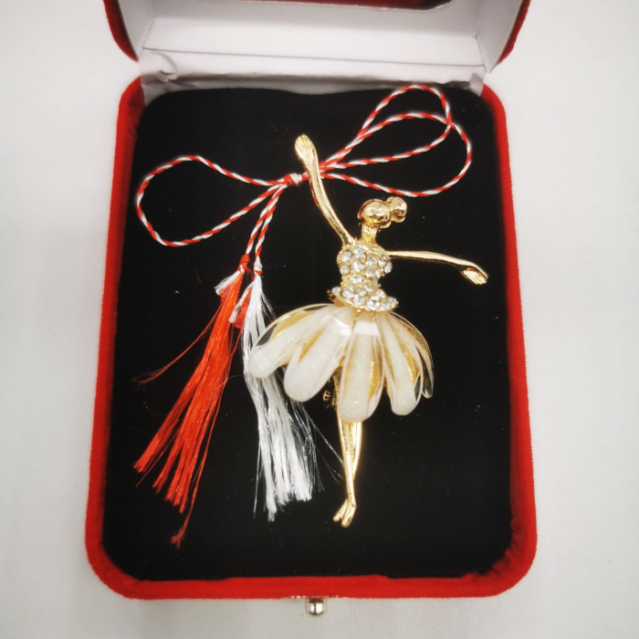 Martisor Brosa Mare in cutie de catifea rosie cu fereastra de sticla, Balerina Gratioasa, bej, Colectia VisionXXI [2]