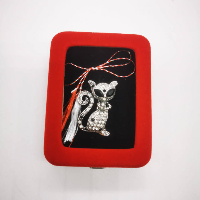 Martisor Brosa Mare in cutie de catifea rosie cu fereastra de sticla, Pisica Argintie Mistica, VisionXXI [4]