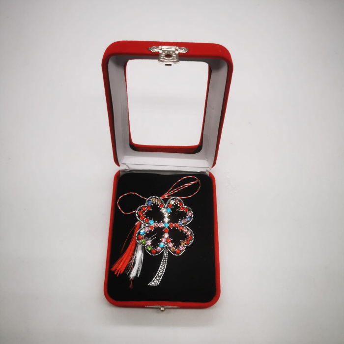 Martisor Brosa Mare in cutie de catifea rosie cu fereastra de sticla, Trifoi Norocos cu cristale multicolore, Colectia VisionXXI [3]