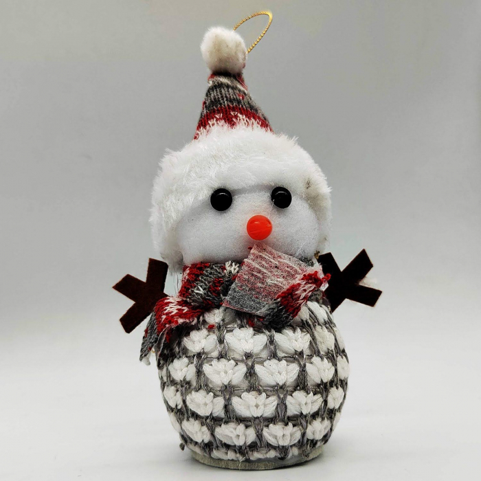 Ornament Om de Zapada 17 cm, cu Fular, Caciula si Pulovar Tricotat, VisionXXI [6]