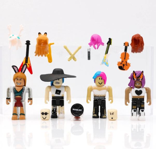 Set 4 figurine ROBLOX , 12 accesorii, Multicolor, + 3 ani, H 8 cm, Plastic, Neverland Lagoon of ROBLOX, Direct Online [3]
