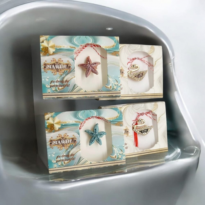 Set 4 Martisoare tip Brosa, Stele de Mare si Lebede, in cutie de carton cu fereastra decupata, VisionXXI [1]
