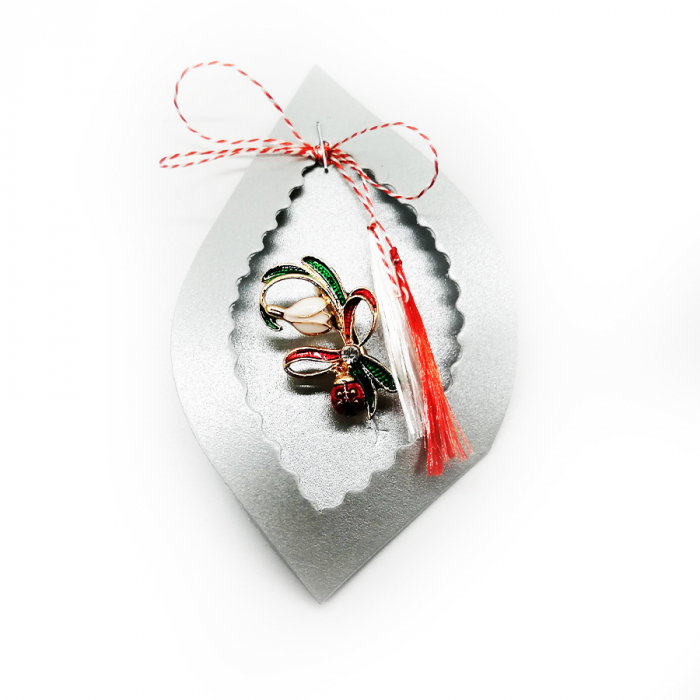 Set 6 martisoare tip brosa, pe carton decupat scoica, brosa, flori [2]