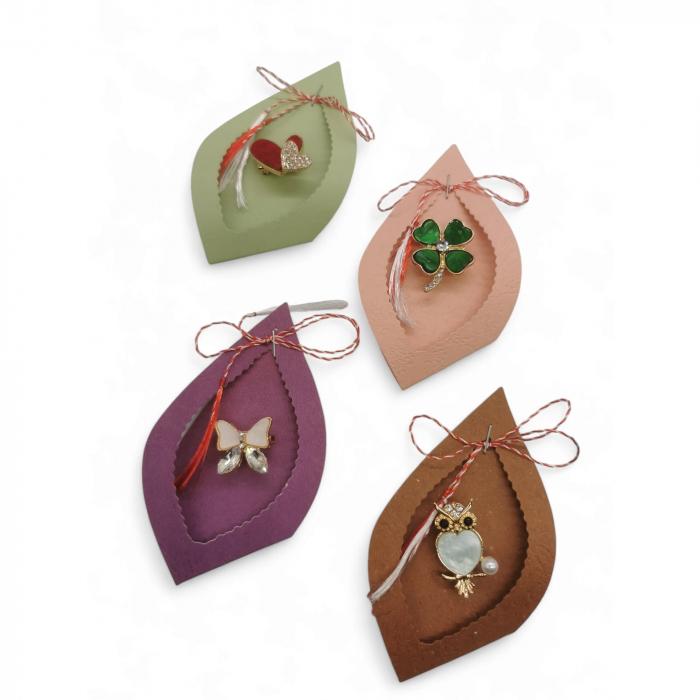 Set de 4 Martisoare, ArtDeluxe, Brosa aurie cu Cristale, pe carton tip Scoica, VisionXXI [4]
