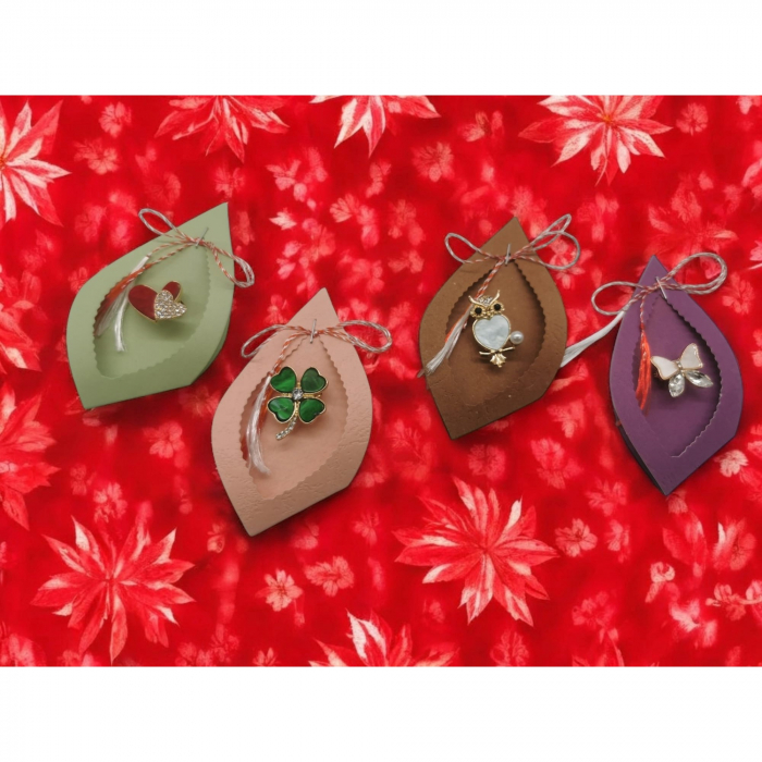 Set de 4 Martisoare, ArtDeluxe, Brosa aurie cu Cristale, pe carton tip Scoica, VisionXXI [6]