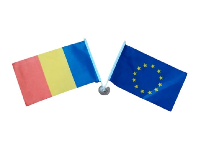 Set doua stegulete, Romania si UE, cu ventuza Vision [1]