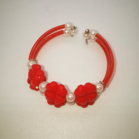 Bratara de martisor pentru fetite, rosu cu alb, in saculet organza, VisionXXI [1]