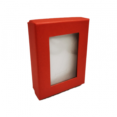 Cutie din carton rosu satinat pentru Martisor, 6x9cm, cu fereastra transparenta, fond alb, VisionXXI [0]