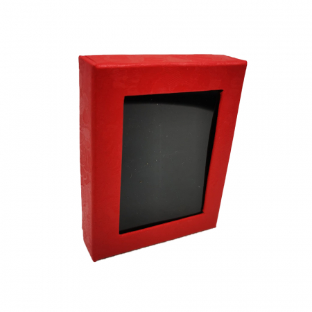 Cutie din carton rosu satinat pentru Martisor, 6x9cm, cu fereastra transparenta, fond negru, VisionXXI [0]