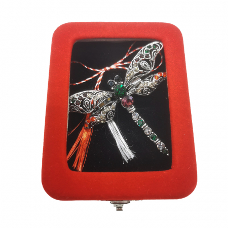 Martisor - Martisor Brosa Mare in cutie de catifea rosie cu fereastra de sticla, Libelula Dantelata, VisionXXI