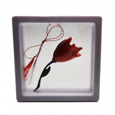 Martisor - Martisor tip Brosa mare, 7cm, Lalea rosie din metal expusa in cutie transparenta alba, Colectia VisionXXI