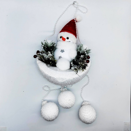 Ornament Atarnator pentru Usa sau Geam, Om de Zapada cu Globuri pe Semiluna, 60cm, VisionXXI [1]