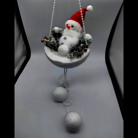 Ornament Atarnator pentru Usa sau Geam, Om de Zapada cu Globuri pe Semiluna, 60cm, VisionXXI [2]