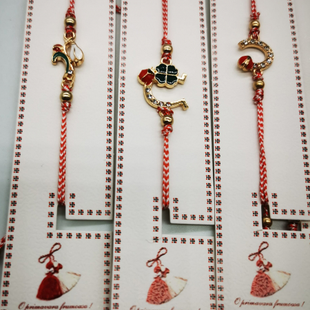Set 12 Bratari de Martisor, reglabile, Diverse Simboluri, ambalate individual, cu medalion si bile, Fond Auriu, Colectia VisionXXI [5]
