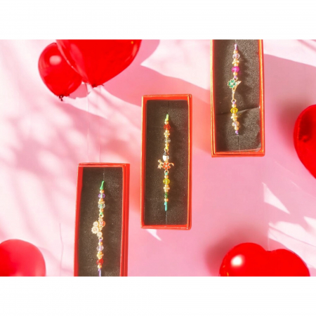 Set de 3 Bratari Martisor, ArtDeluxe, Aurii cu Pietre si Cristale, in Cutie de Carton Rosie cu Catifea Neagra, VisionXXI [4]