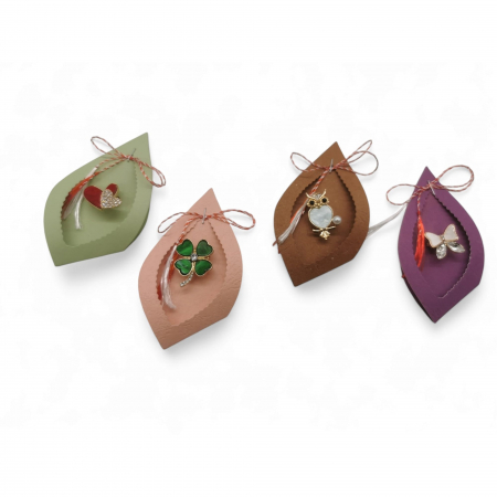 Set de 4 Martisoare, ArtDeluxe, Brosa aurie cu Cristale, pe carton tip Scoica, VisionXXI [2]