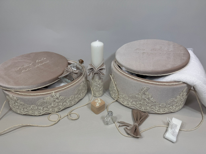 Set trusou botez cu lumanare + Set prima baita Clasic [6]