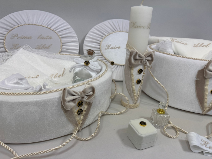 Set trusou botez cu lumanare + Set prima baita Deluxe [4]
