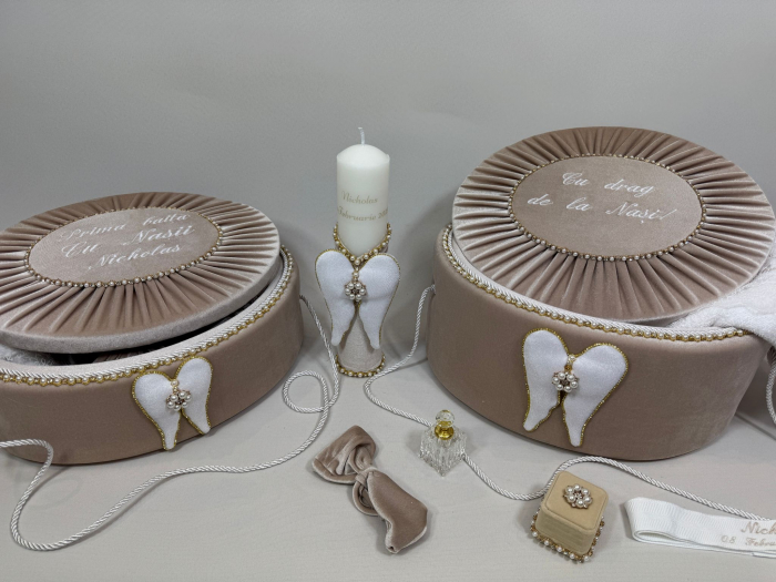 Set trusou botez cu lumanare+ Set prima baita Glamour [8]