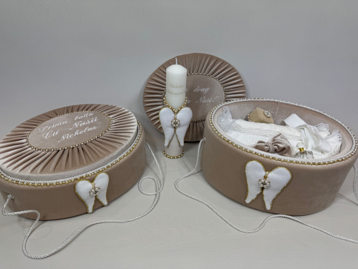 Set trusou botez cu lumanare+ Set prima baita Glamour [7]