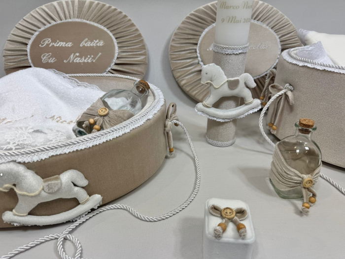 Set trusou botez cu lumanare + Set prima baita Luxury [3]