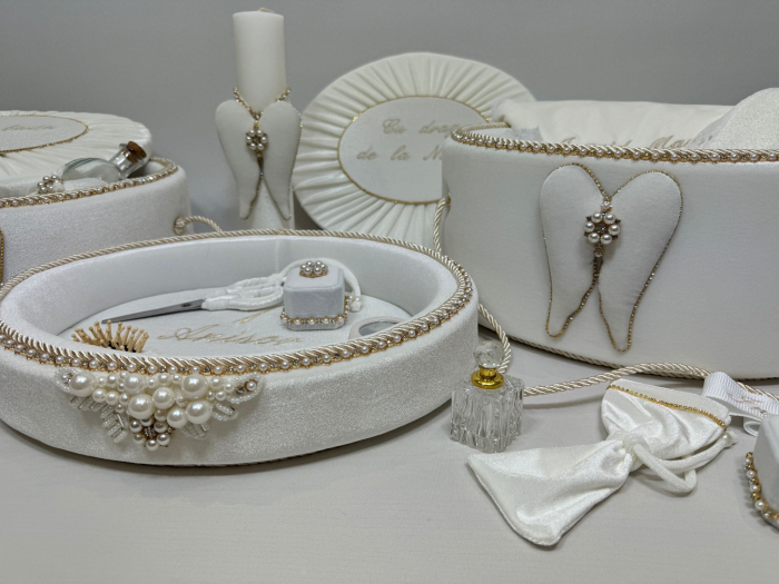 Set trusou botez cu lumanare + Set prima baita + tavita taierea motului Glamour [6]