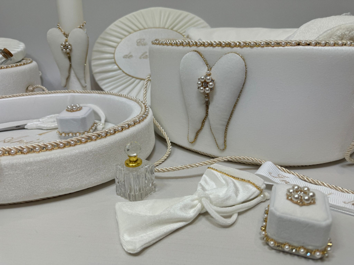 Set trusou botez cu lumanare + Set prima baita + tavita taierea motului Glamour [4]