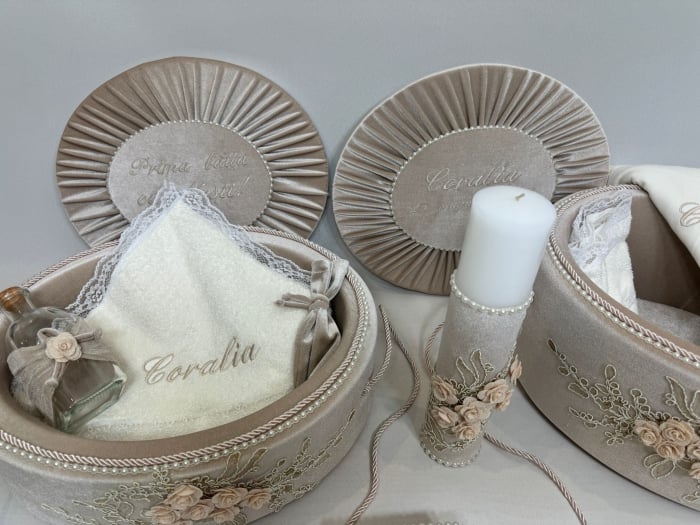 Set trusou botez la cufar din catifea  si lumanare+ Set prima baita Elegance [3]