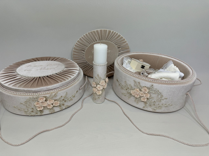 Set trusou botez la cufar din catifea  si lumanare+ Set prima baita Elegance [5]