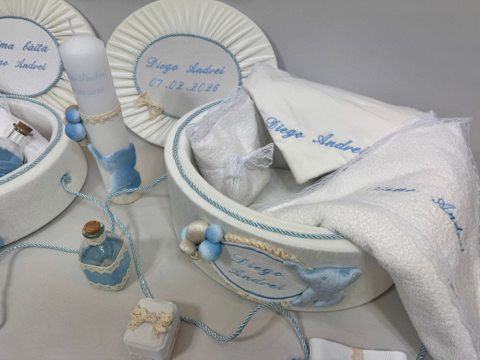 Set trusou botez la cufar din catifea si lumanare+ Set prima baita Luxury [5]