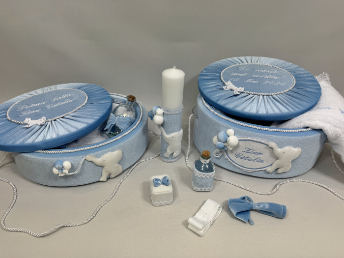 Set trusou botez la cufar din catifea  si lumanare+ Set prima baita Luxury [5]