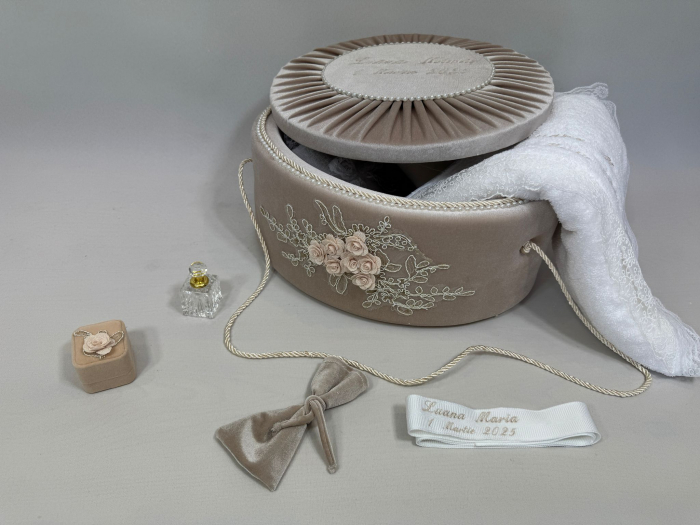 Trusou botez la cufar din catifea Elegance [3]