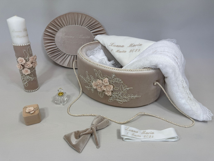 Trusou botez la cufar din catifea si lumanare Elegance [3]