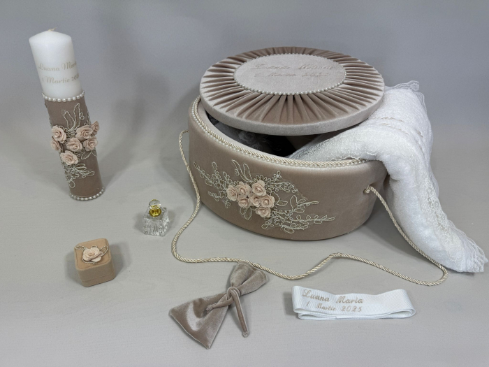 Trusou botez la cufar din catifea si lumanare Elegance [3]