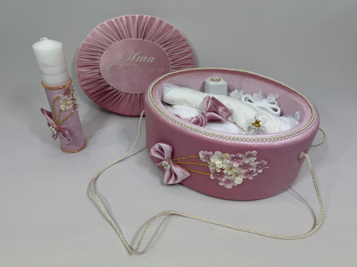 Trusou botez la cufar din catifea si lumanare Elegance [4]