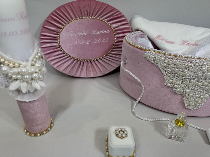 Trusou botez la cufar din catifea si lumanare Glamour [4]