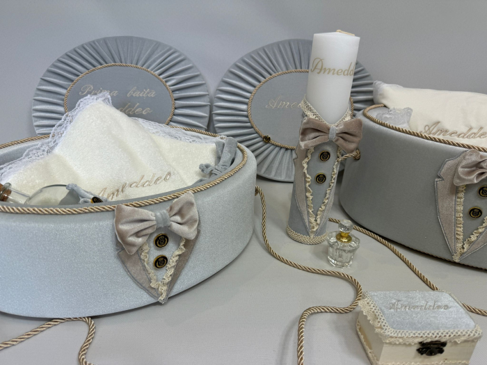 Trusou botez la cufar din catifea si lumanare + Set de Prima  Baita Deluxe [3]