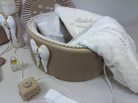 Set trusou botez cu lumanare+ Set prima baita Glamour [4]