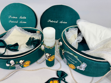 Set trusou botez cu lumanare + Set prima baita Luxury [4]