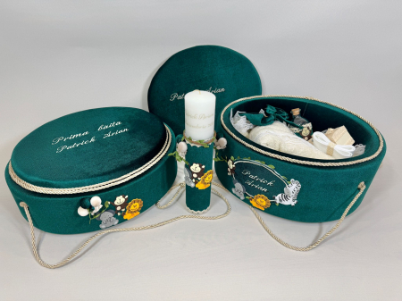 Set trusou botez cu lumanare + Set prima baita Luxury [5]